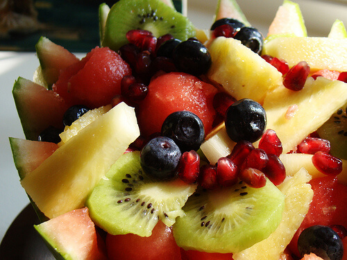 과일과 채소 먹기