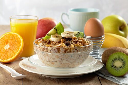 건강하고 맛있는 아침 식사를 위한 8가지 팁