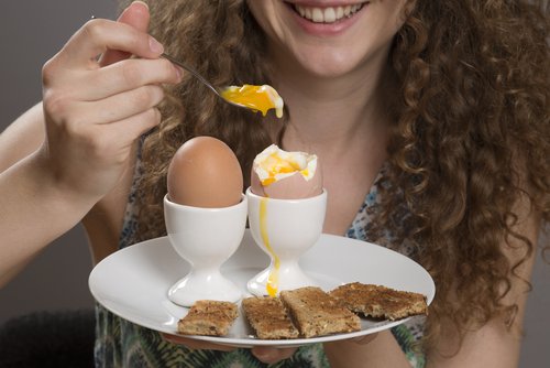 불면증을 물리치는 음식 달걀