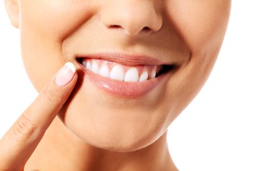 치아를 관리하기 위한 효과적인 자연 요법 9가지