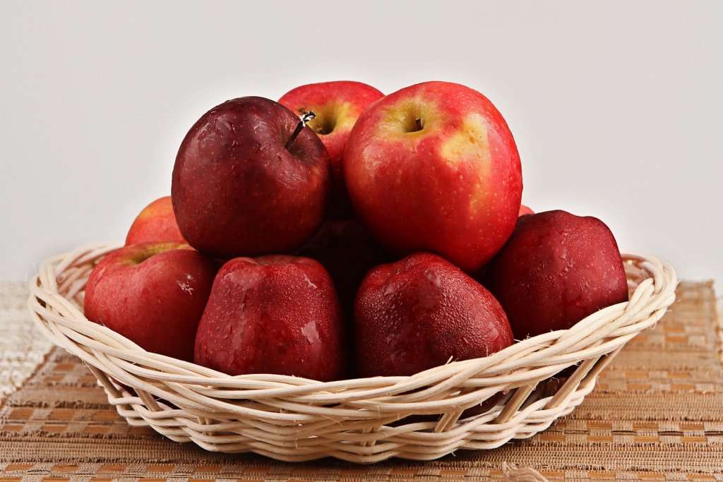 사과 변비를 효과적으로 퇴치하는 9가지 과일