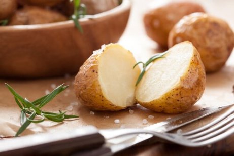 감자 식단에 추가하면 좋은 맛있는 음식 7가지