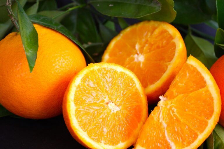 체중 감량에 효과적인 4가지 음료 오렌지