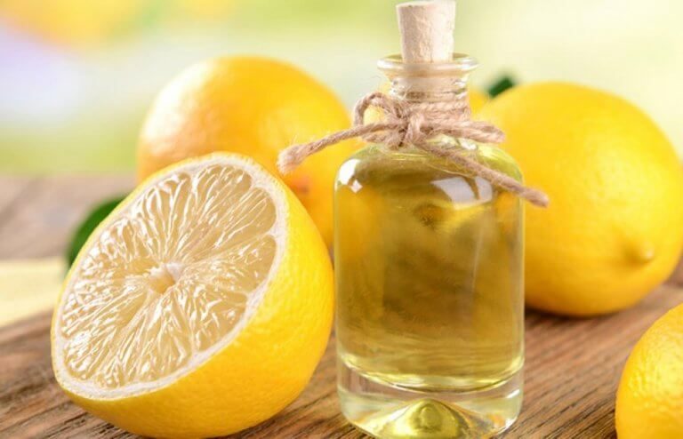 에센셜 레몬 오일을 만드는 2가지 방법
