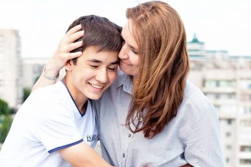 자녀가 동성애임을 고백할 때 대응하는 방법