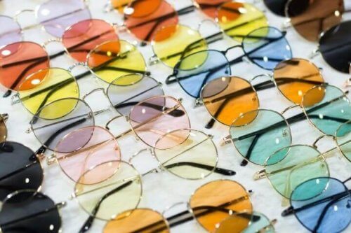 선글라스가 좋은 제품인지 알아내는 방법