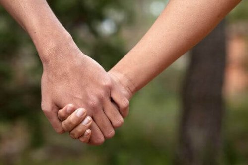 오래가는 연애 관계의 8가지 특징