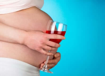 임신 중에 피해야 할 11가지 습관 