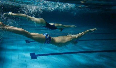 3. 수영은 사교적인 활동이 될 수 있다 