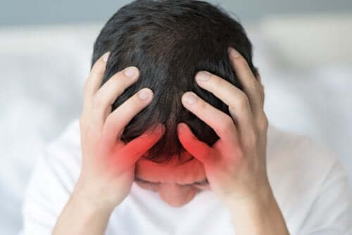 편두통의 원인, 증상, 진단 및 치료