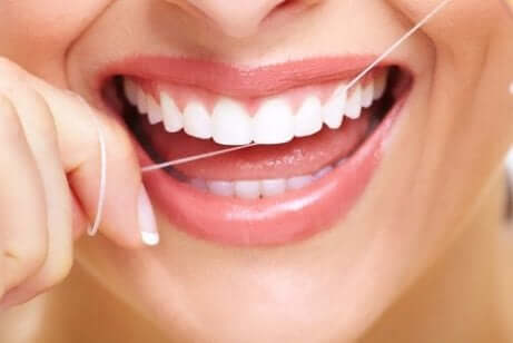 치아 관리에 도움 되는 5가지 습관 