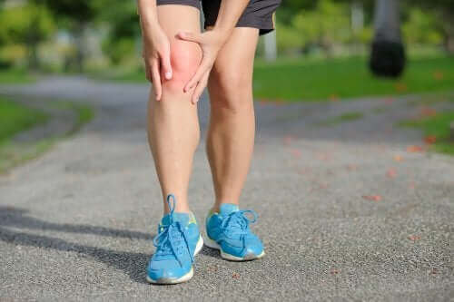 무릎 골관절염을 완화하는 3가지 운동