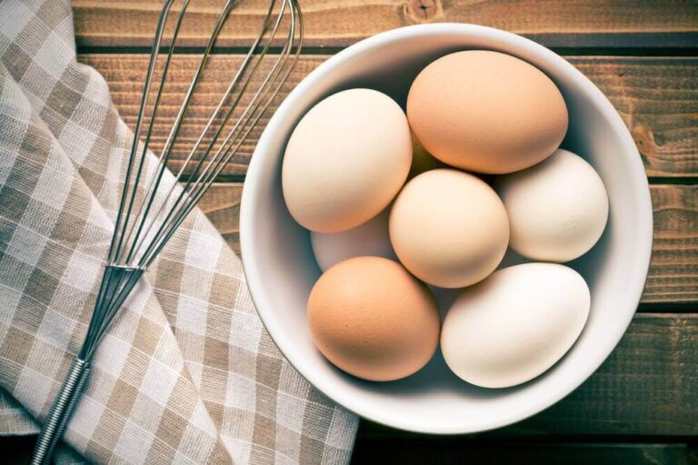 신선한 달걀을 구분하는 방법
