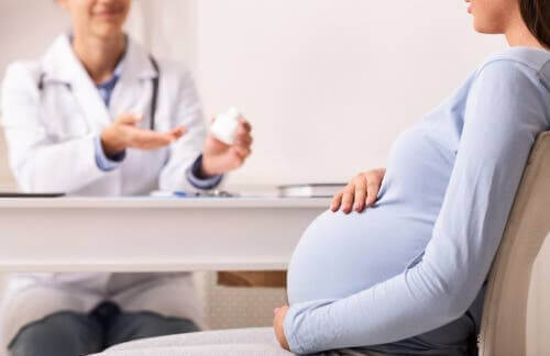 임신 중 항생제 복용의 위험성