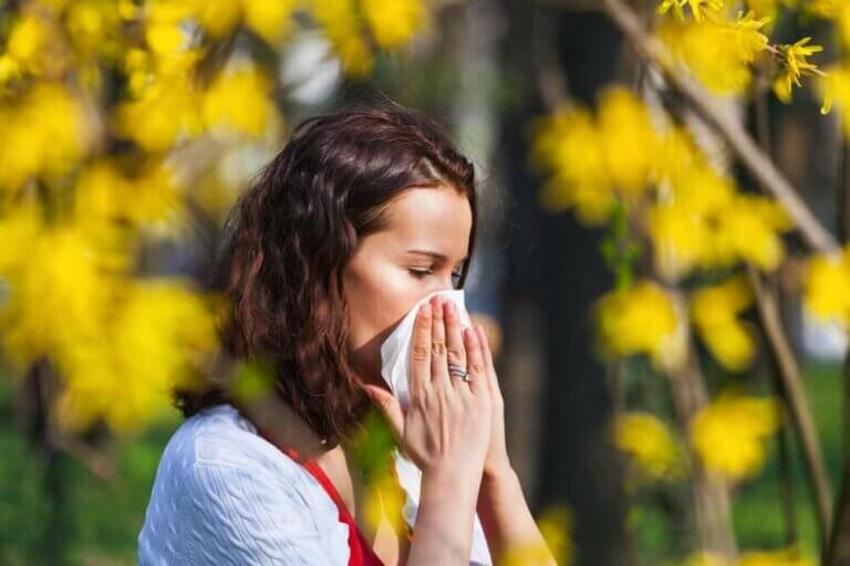 계절성 알레르기의 원인, 증상 및 치료