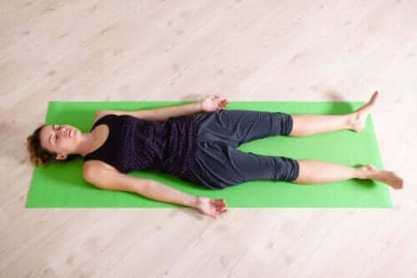 수면을 개선하기 위해 호흡 운동을 하는 방법
