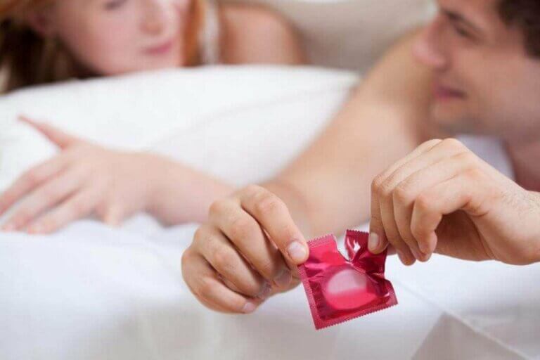 건강한 성생활을 위한 4가지 제품