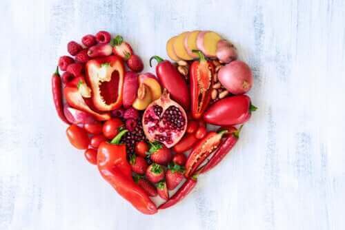 붉은 과일과 채소의 영양학적 가치