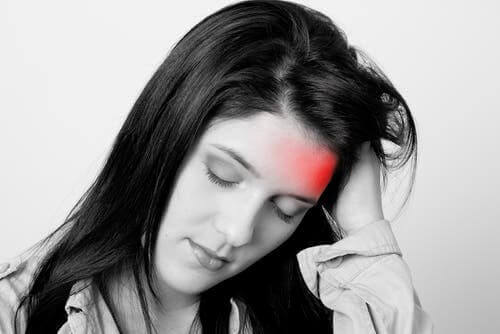 편두통 발작을 유발할 수 있는 5가지 습관