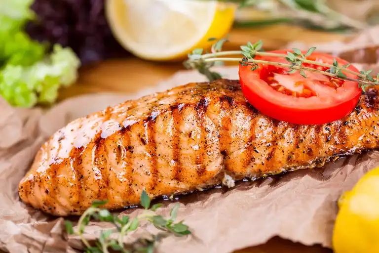 생선 단백질을 식단에 꼭 포함해야 하는 이유