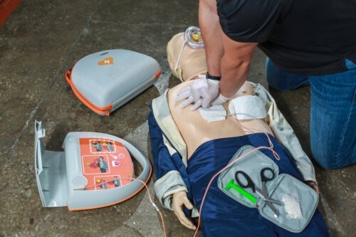 카디스 CF 팬의 생명을 구한 응급 의료 장비