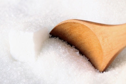 정제된 설탕 소비를 줄이는 방법